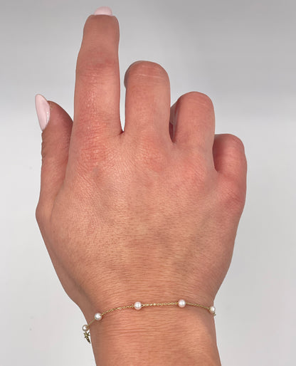 14K Yellow Gold Pearl Bracelet