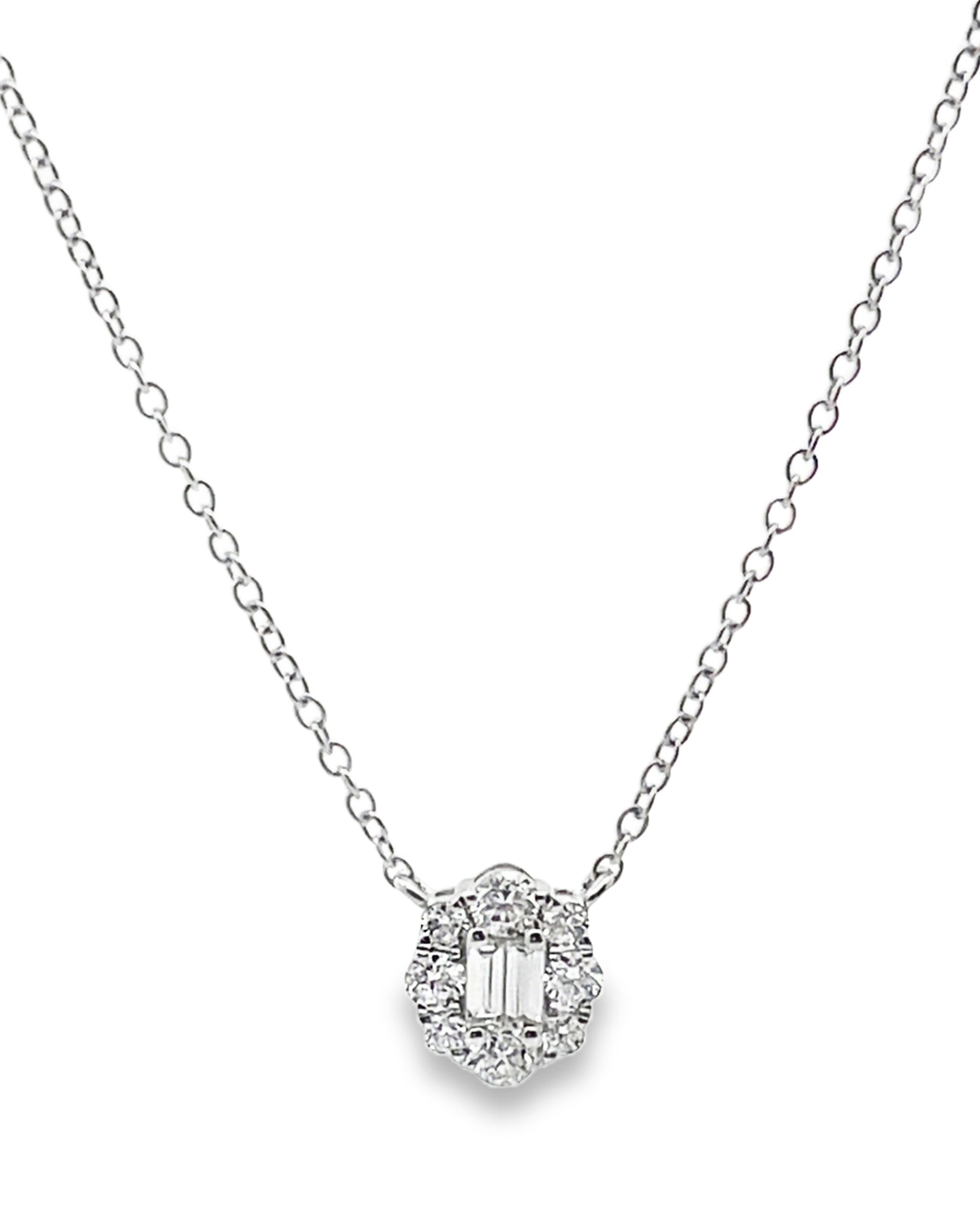 18K White Gold Diamond Pendant Necklace