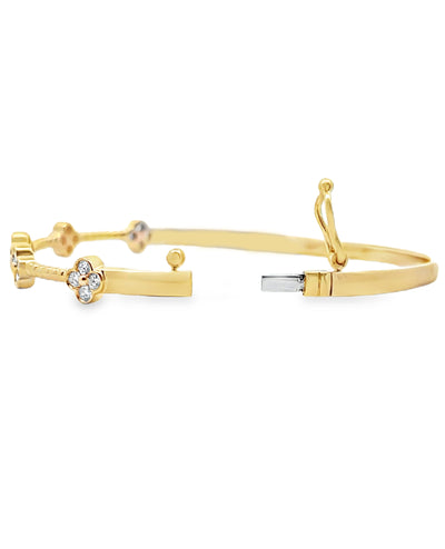 Allison Kaufman 14K Yellow Gold Diamond Four Leaf Quatrefoil Hinged Bangle Bracelet