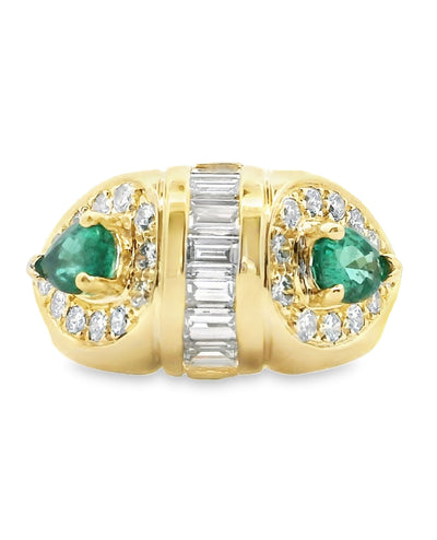 Vintage Pear Shaped Emerald Ring with Baguette & Round Diamonds Set in 18K Yellow Gold