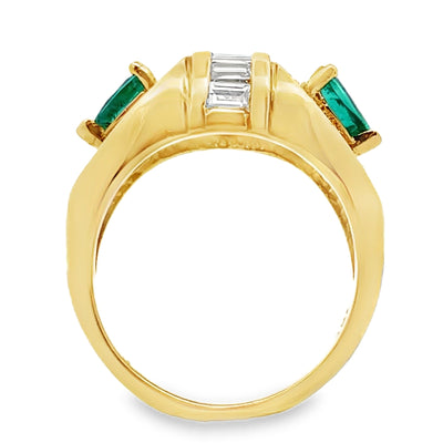 Vintage Pear Shaped Emerald Ring with Baguette & Round Diamonds Set in 18K Yellow Gold