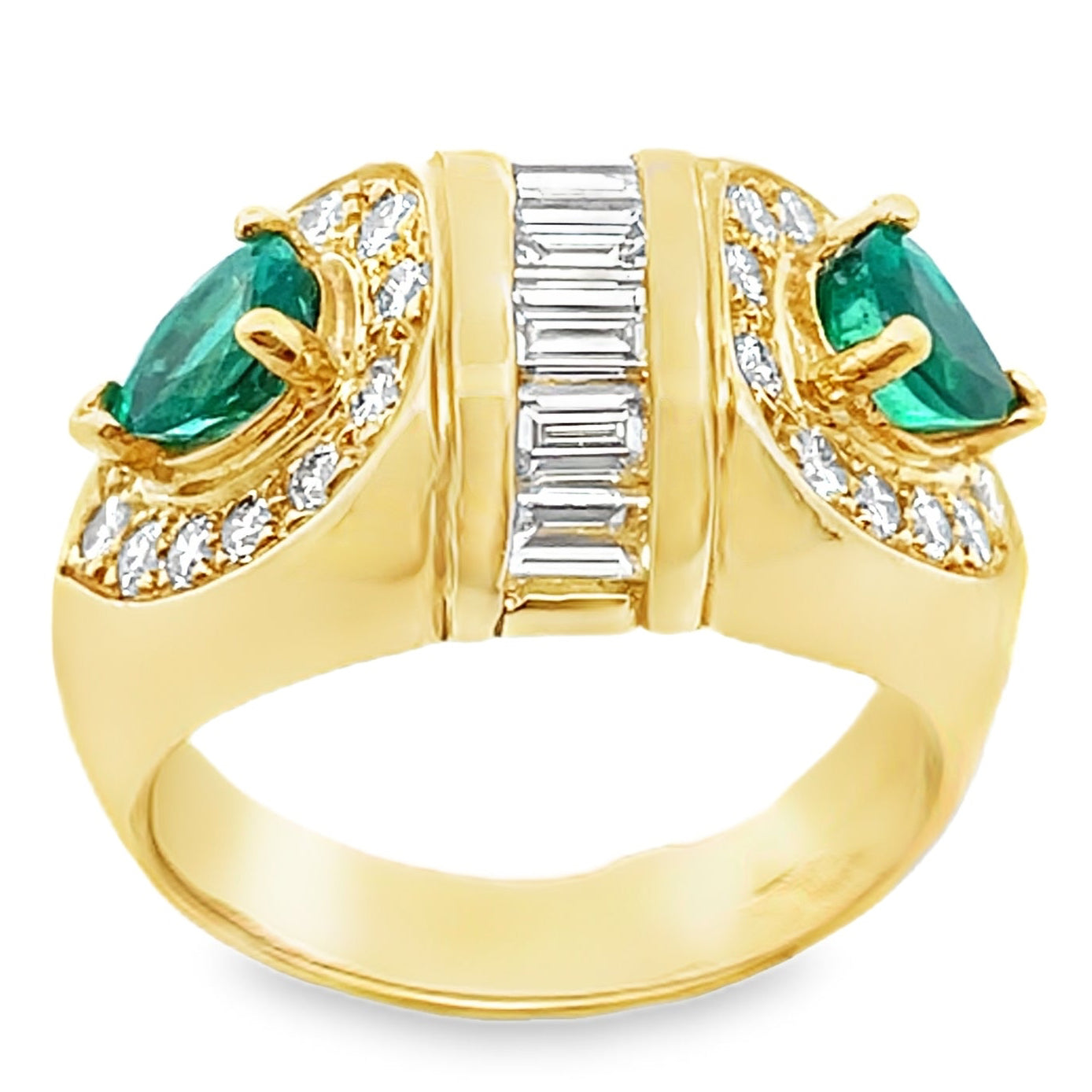 Vintage Pear Shaped Emerald Ring with Baguette & Round Diamonds Set in 18K Yellow Gold