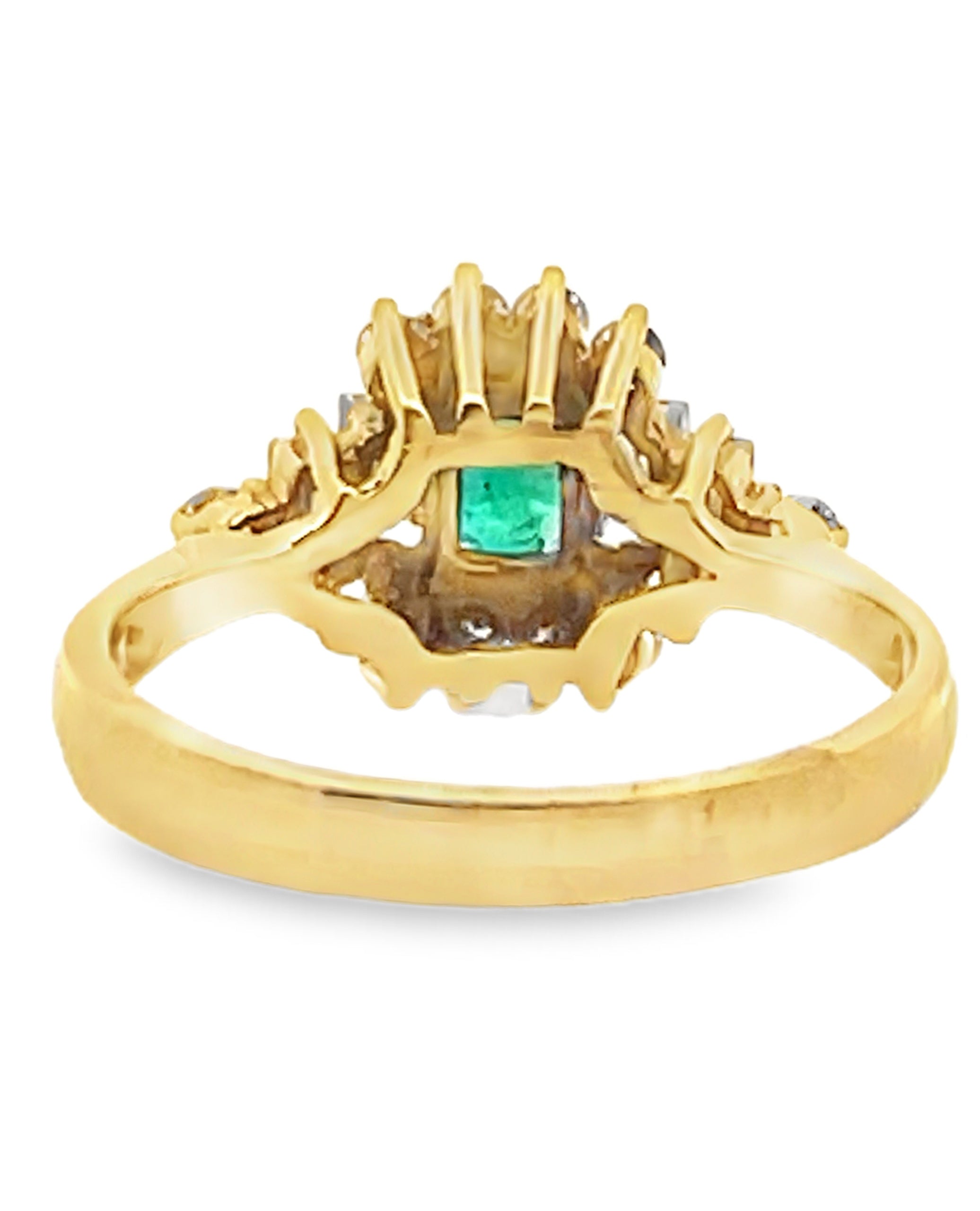 Vintage Oval Emerald Ring with Round and Baguette Diamonds Set in 18K Yellow Gold
