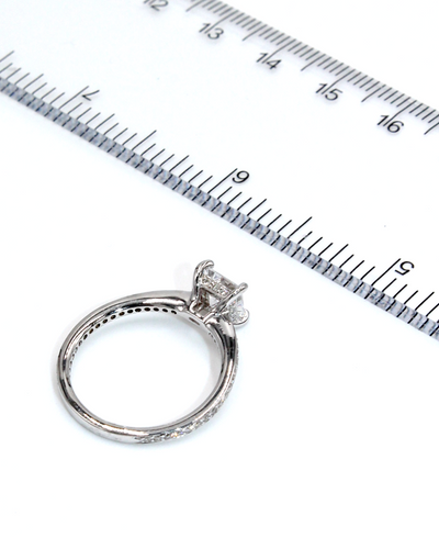 Ritani 1PCZ1966 18K White Gold Classic Princess Cut Engagement Ring Setting for 5.5 Millimeter Center Stone