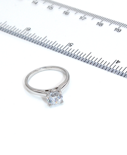 Ritani 1RZ2465 Engagement Ring