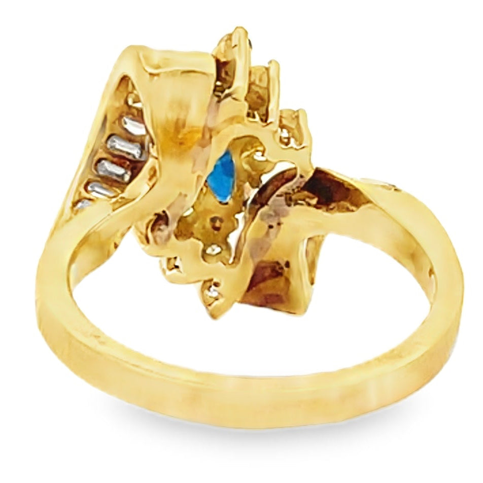 Vintage 0.80 Carat Marquise Sapphire Ring with Bageutte and Round Diamonds 1.10 Carats in 18K Yellow Gold