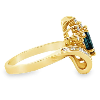 Vintage 0.80 Carat Marquise Sapphire Ring with Bageutte and Round Diamonds 1.10 Carats in 18K Yellow Gold