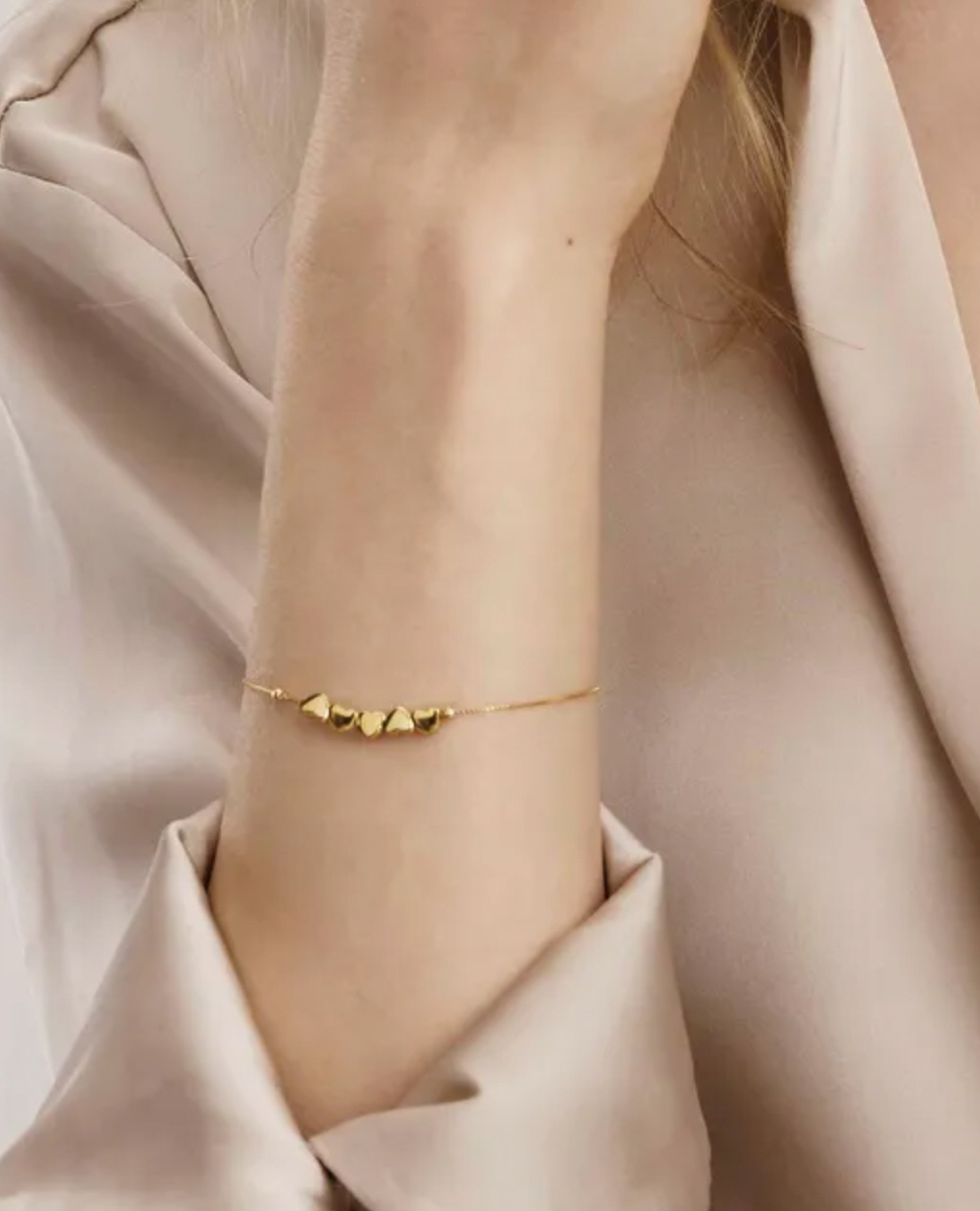 Nomination 241303/006 Armonica Bracelet 5 Heart Gold Plating