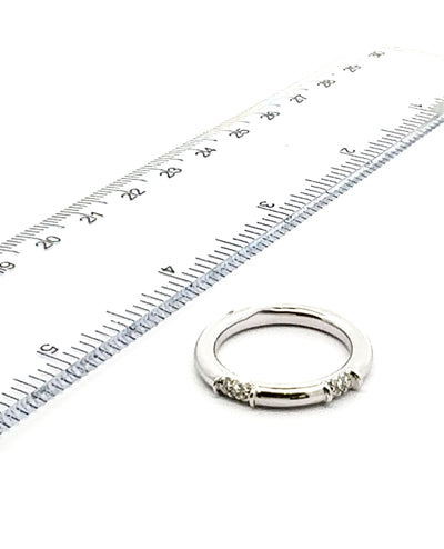 18K White Gold Ring with Diamond- Size 6.5