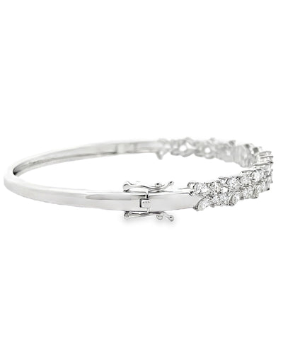 18K White Gold 2.41 Carat Mixed Cut Diamond Bangle Hinged Bracelet