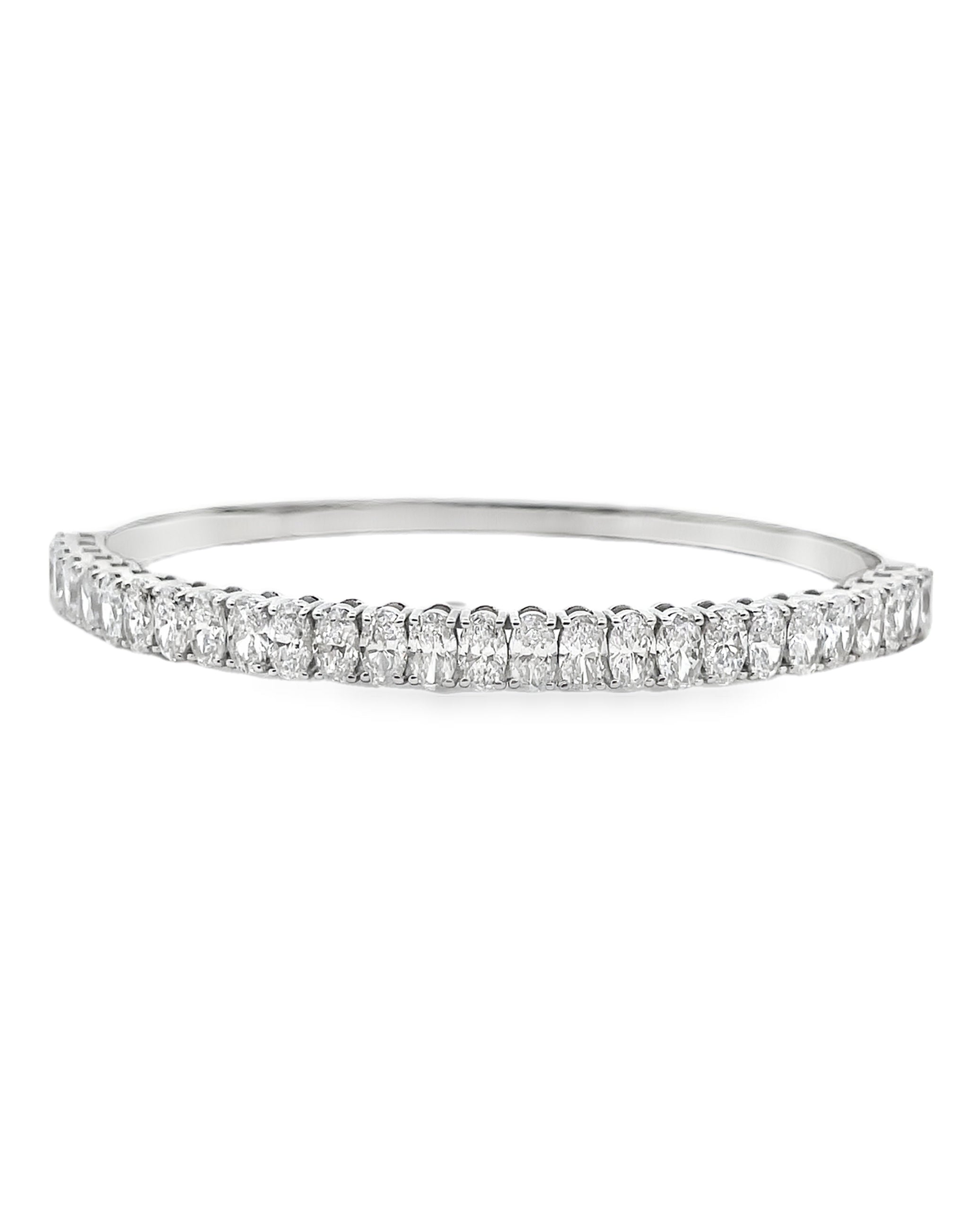 18K White Gold Bangle with Lab Grown Diamonds