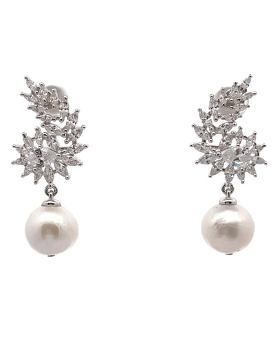 Sterling Silver Freshwater Pearl Dangling Earrings