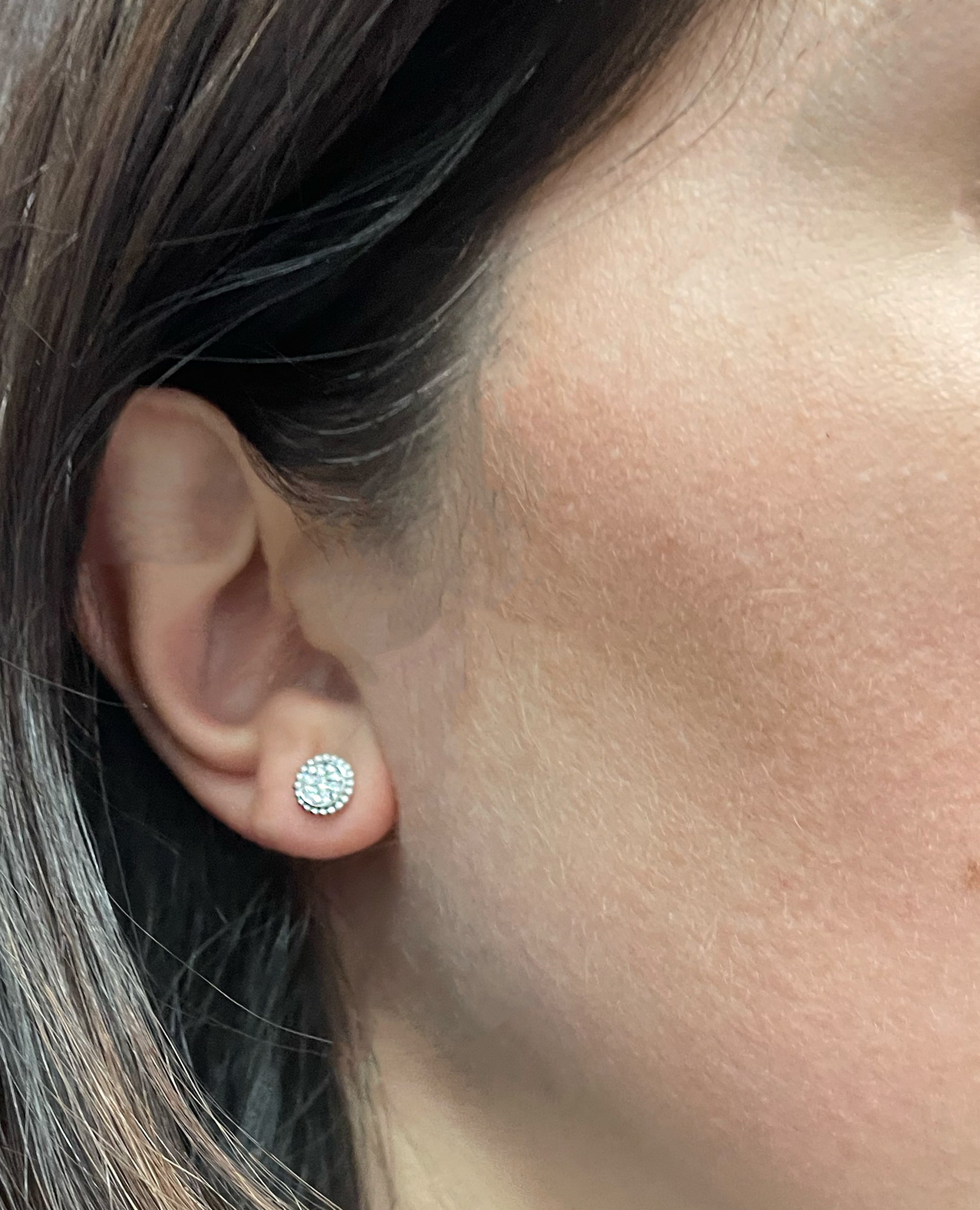 14K White Gold Diamond Round Stud Earrings with Pushbacks