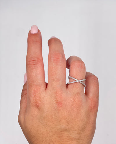 14K White Gold X Ring with Diamonds