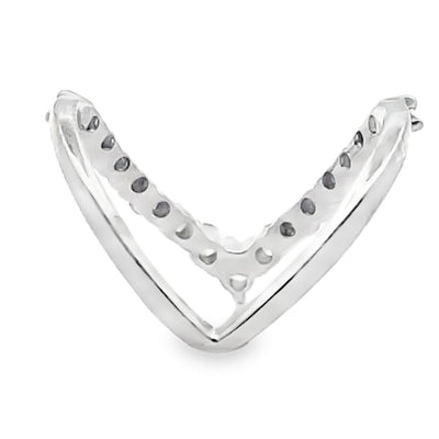 18K White Gold "V" Shape Diamond Ring 0.58 Carats