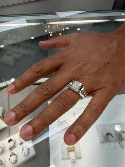 14K Men's Ring With Diamonds with 9 Round Diamonds 0.35 Carats
