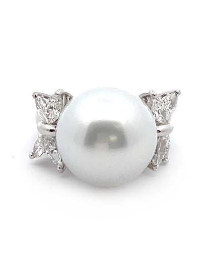 18K White Gold Ring with South Sea Pearl