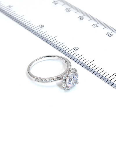 Simon G. MR2132 Engagement Ring Setting for 6.5 Millimeter Round Center Stone.