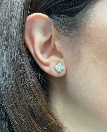 14K Yellow Gold Diamond Four Leaf Quatrefoil Stud Earrings with Pushbacks