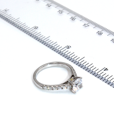 Simon G. MR1976 Engagement Ring