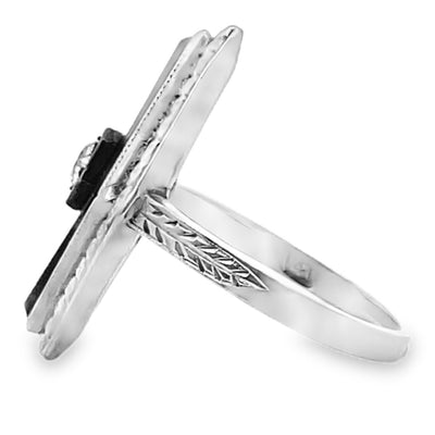 Vintage 14K White Gold, Art Deco Style, Elongated Black Onyx Ring with Round Diamond, Wheat Engraving Detail