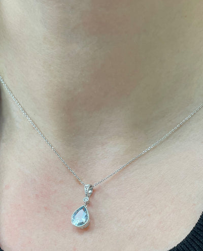 14K White Gold Pear Shaped Aquamarine & Diamond Pendant