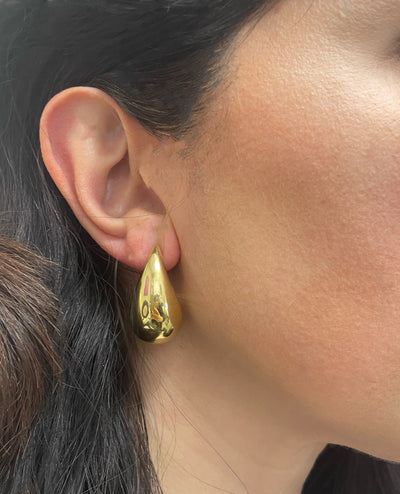 8K Yellow Gold Teardrop Sculptural and Minimalist Drop Earrings