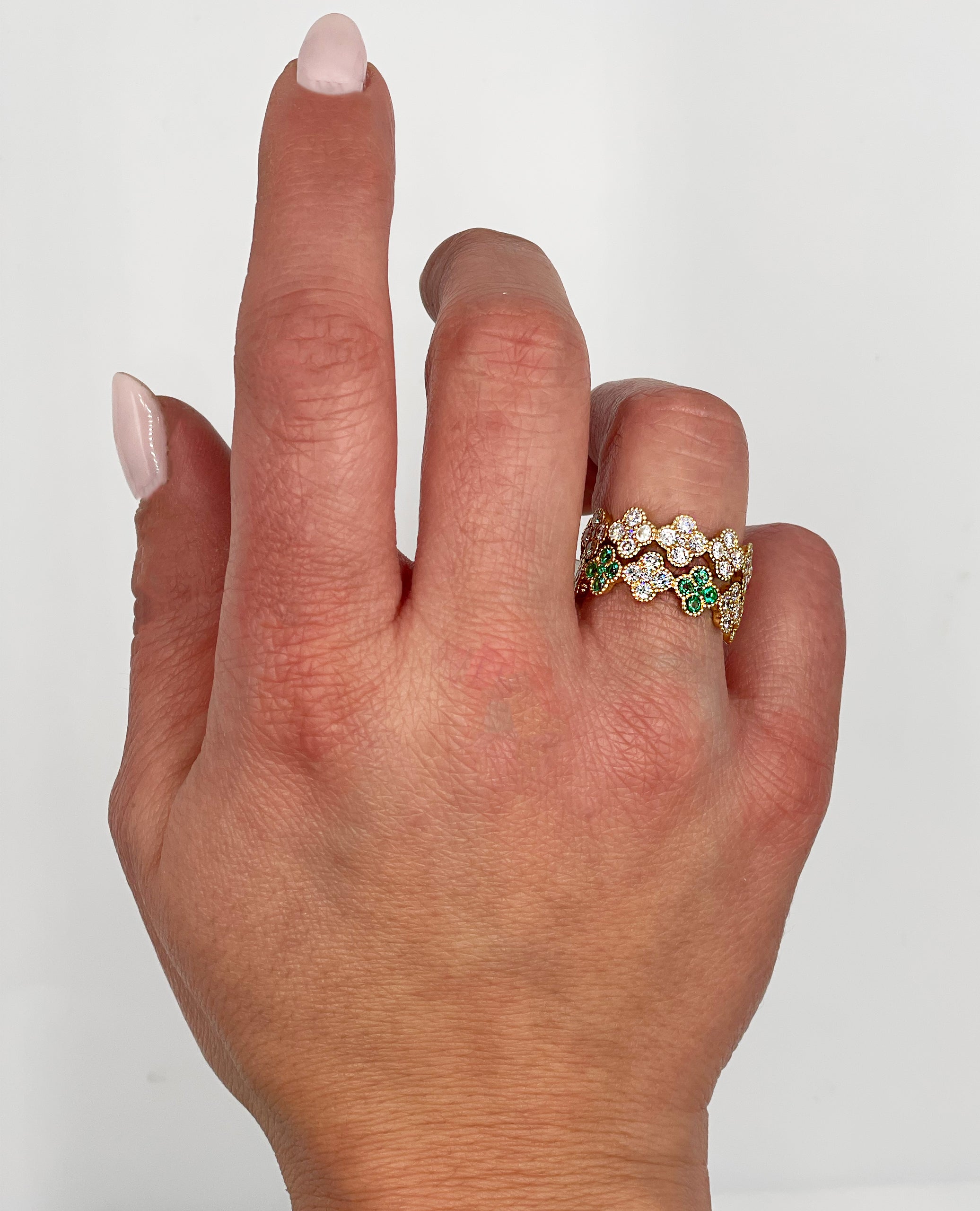 18K Yellow Gold 1.67 carat Diamond Quatrefoil Ring