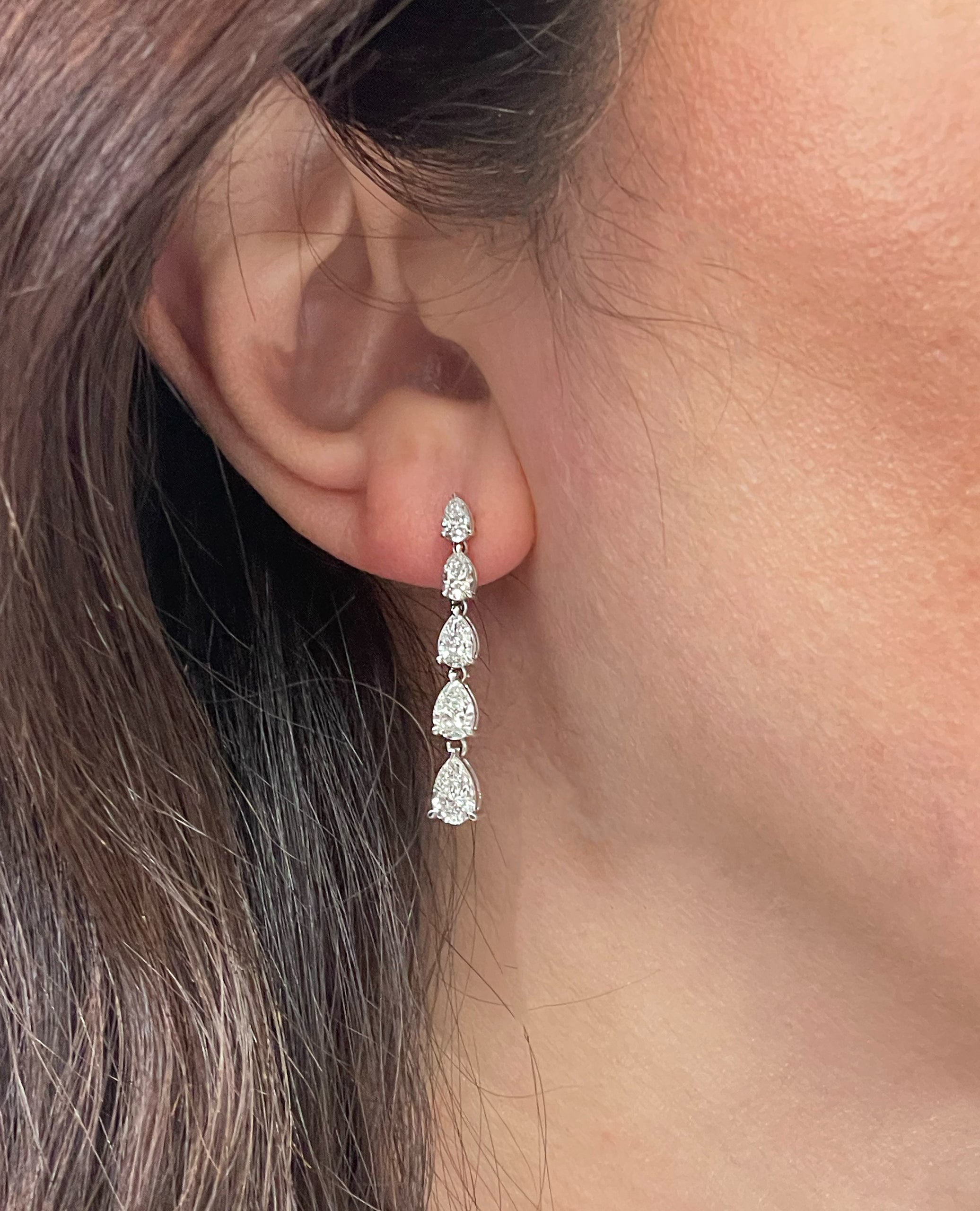 14K White Gold Lab Grown Diamond Graduating Pear Shaped Dangle Drop Earrings