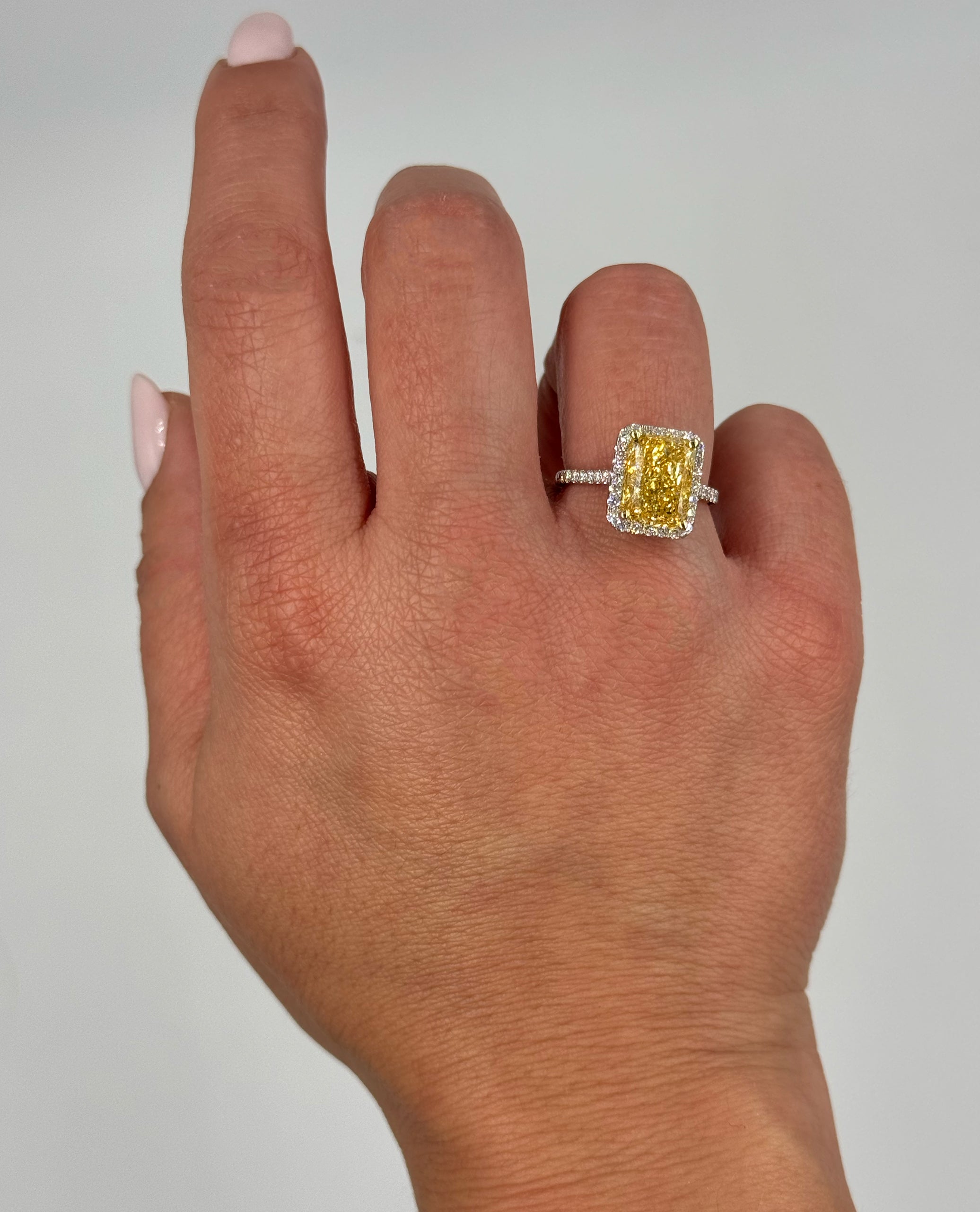 18K White Gold Ring with Lab Grown Fancy Vivid Yellow Diamond