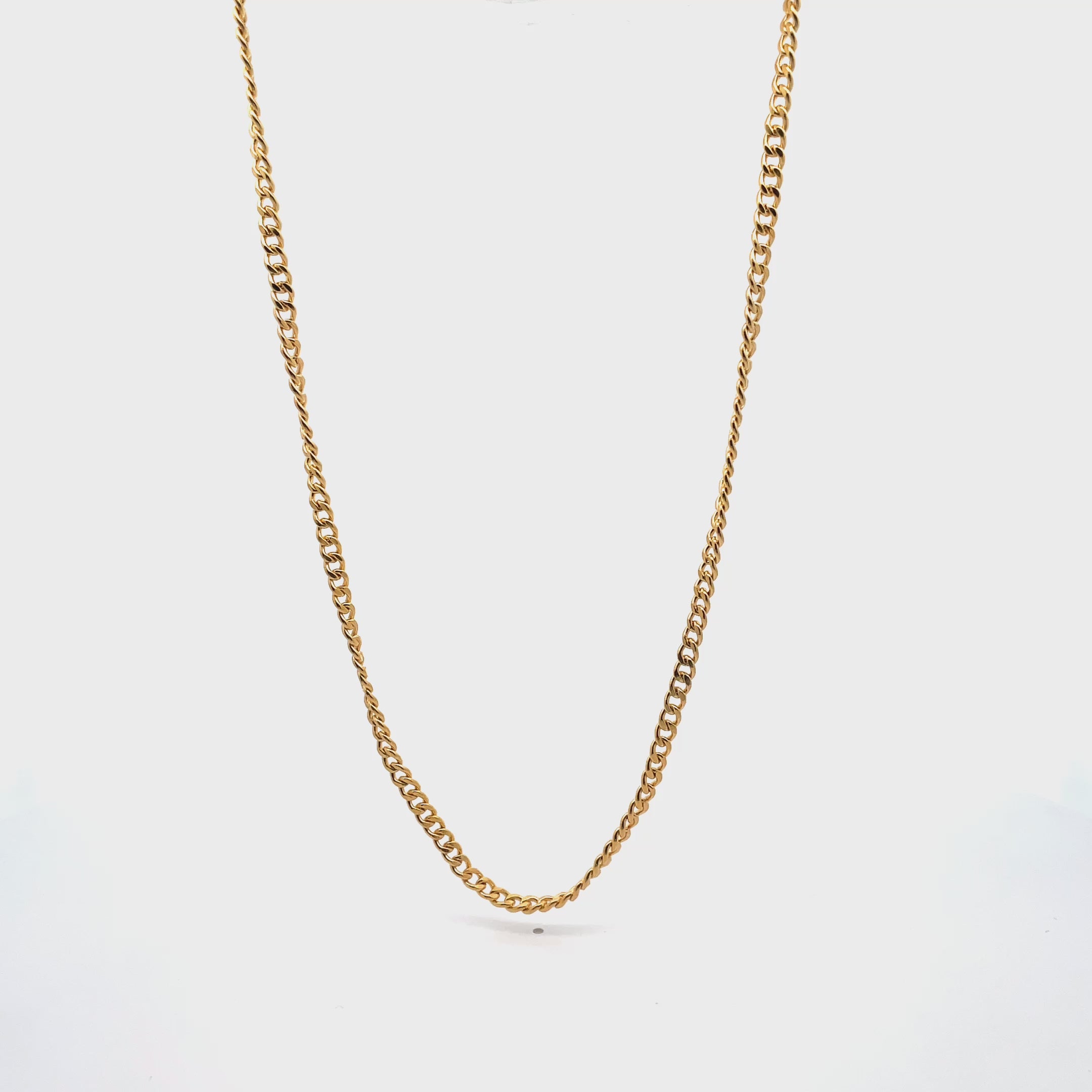 載入影片： Gold-Filled Curb Chain Necklace