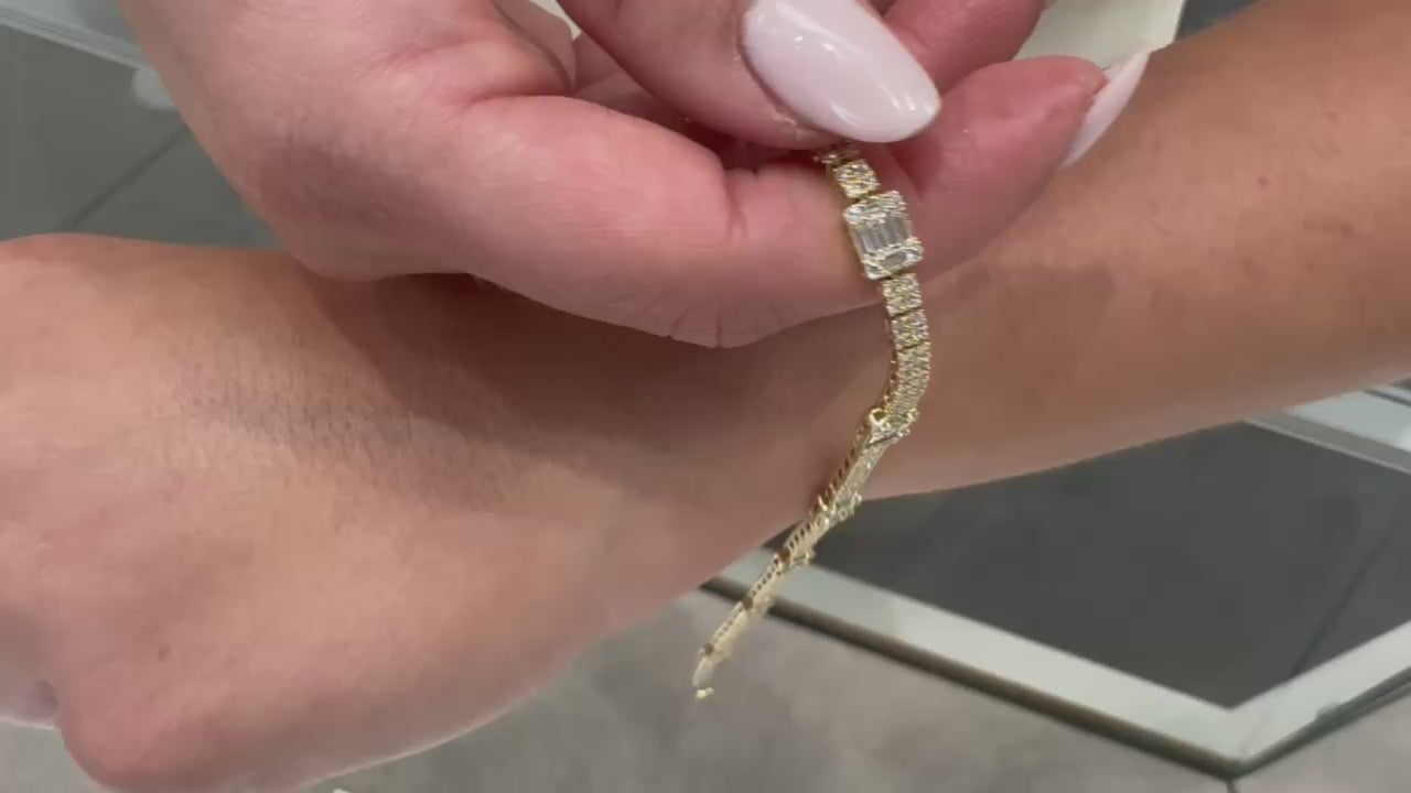 載入影片： 14K Yellow Gold Diamond Tennis Bracelet
