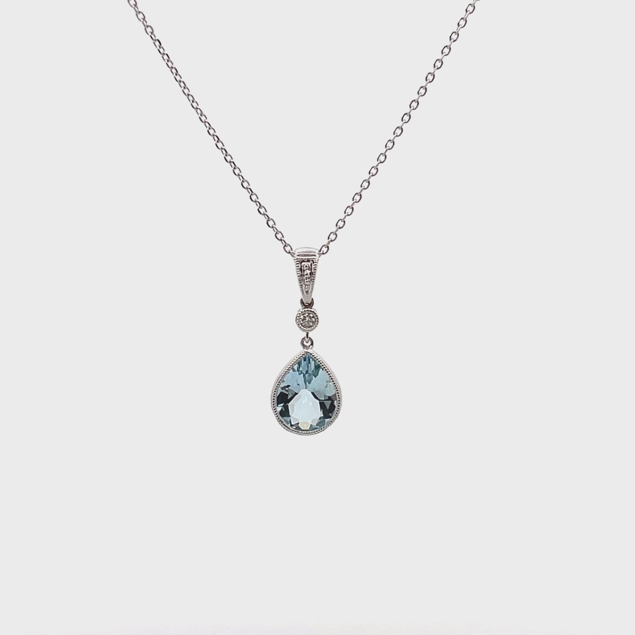14K White Gold Aquamarine Pendant