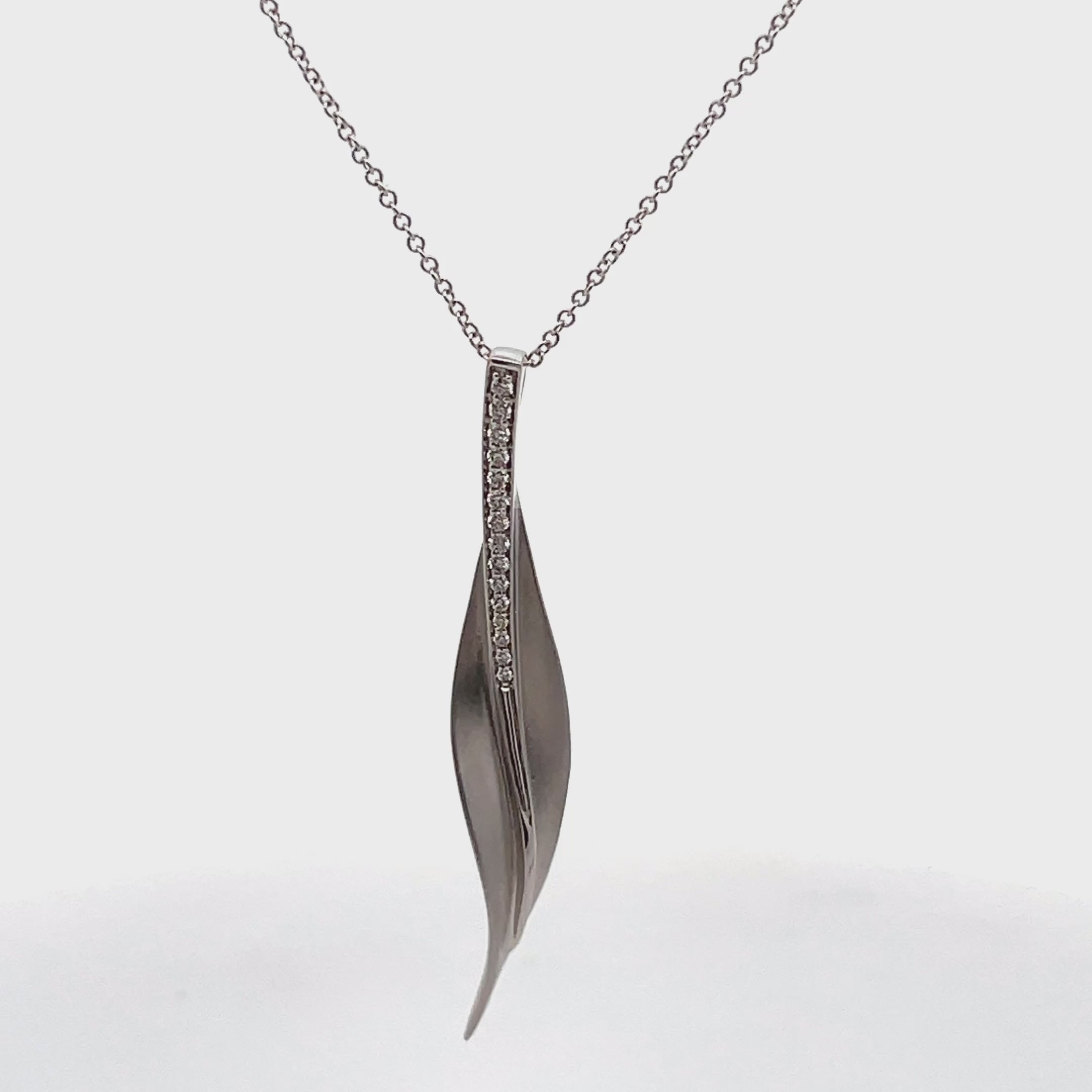 Simon G. DP113 18K White Gold and Diamond Garden Collection Pendant Necklace