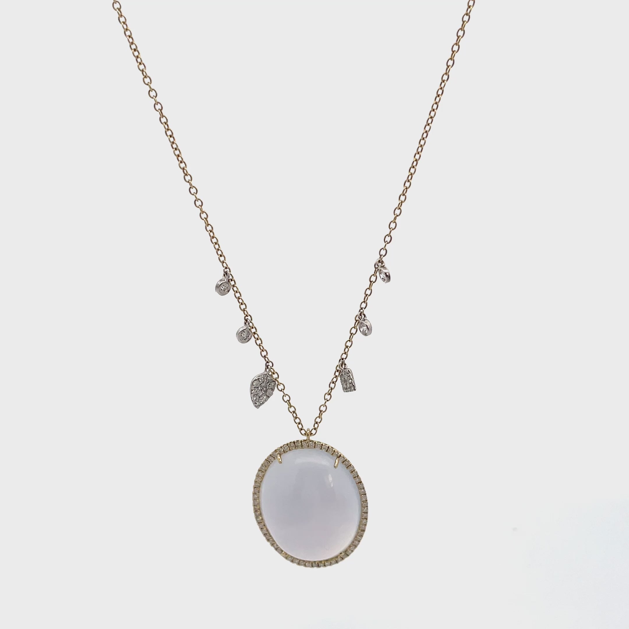 Indlæs video: Meira T. 14K Yellow Gold Opal &amp; Diamond Pendant Necklace
