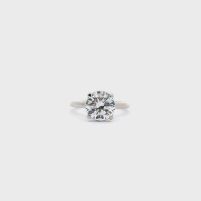 Tacori 2688 2.2 18K White Gold RoyalT Engagement Ring Setting for Round 9.5 Millimeter Stone