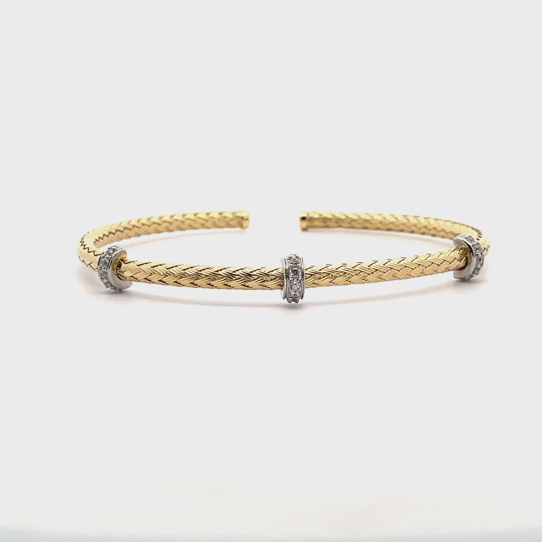 Load video: Marcello Pane BRFO 290G Sterling Silver Cuff Bangle Bracelet With Gold Overlay