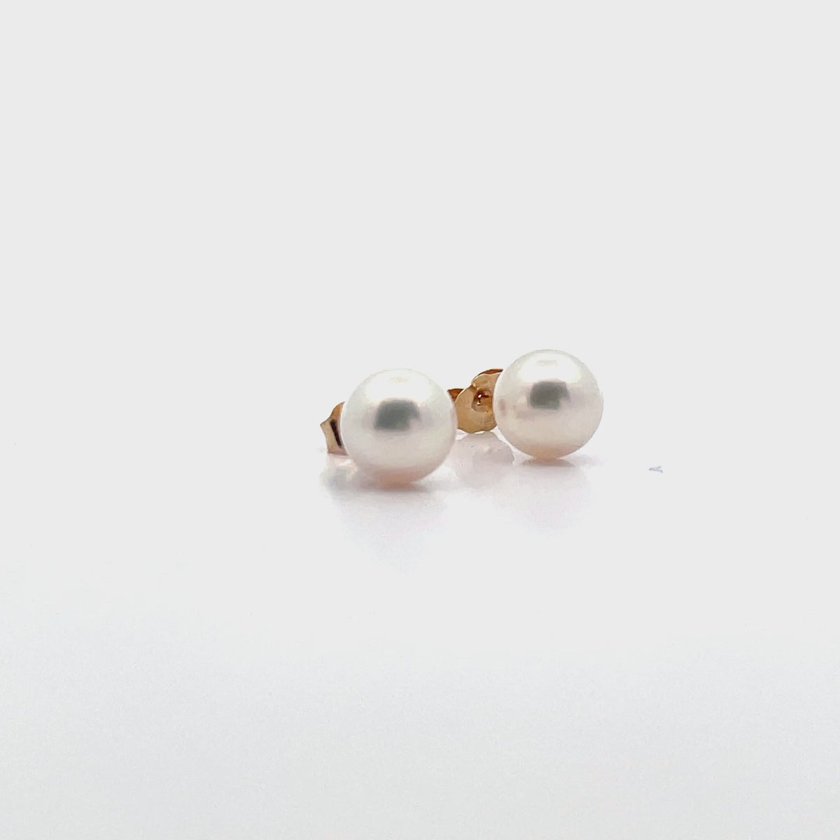 14K Yellow Gold 7mm Akoya Pearl Stud Earrings with Pushbacks