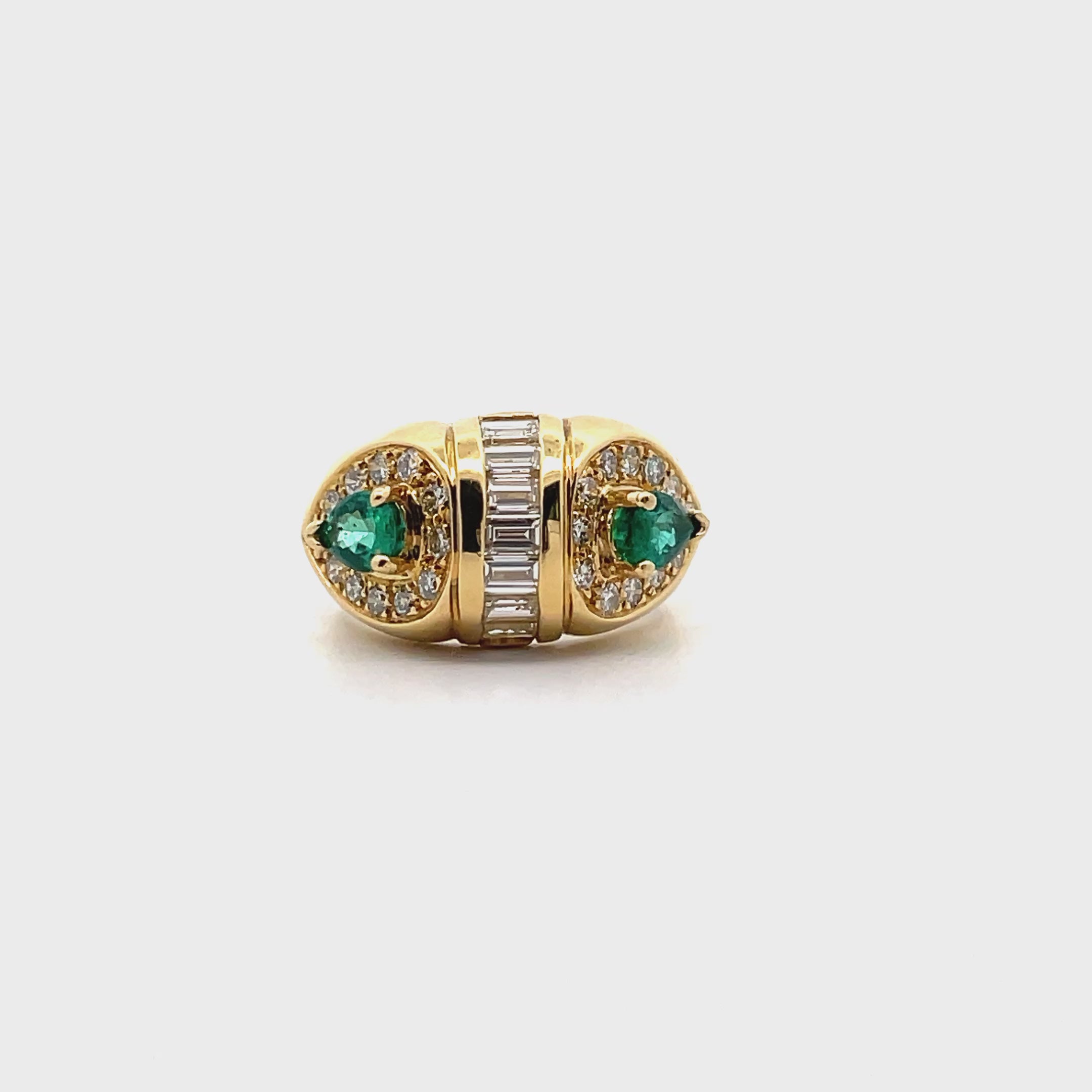 Vintage Pear Shaped Emerald Ring with Baguette & Round Diamonds Set in 18K Yellow Gold