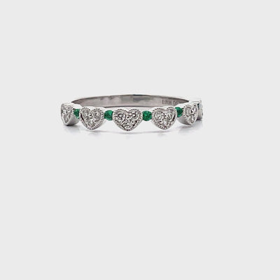 18K White Gold Diamond & Emerald Heart Ring
