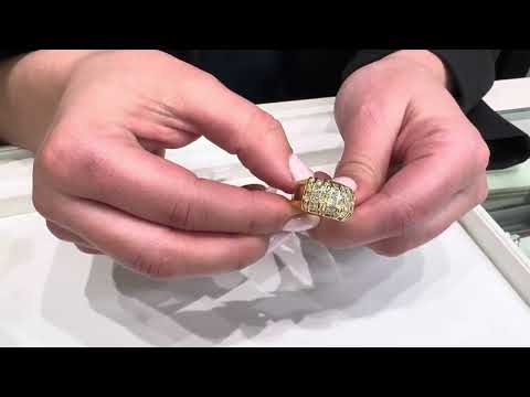 Vintage Diamond Ring with Princess Cut and Round Diamonds