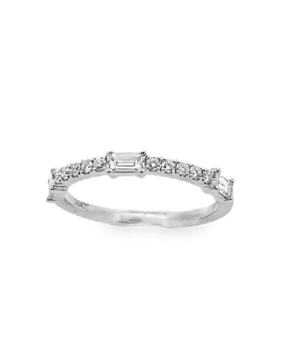 18K White Gold Diamond Ring