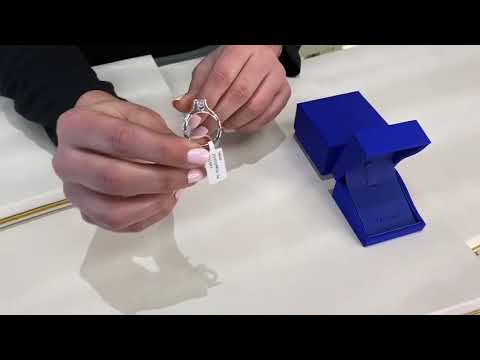 Tacori 2565 SMRD Ribbon Engagement Ring