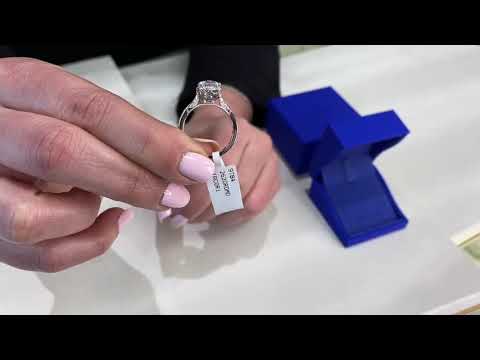 Tacori 2620 RDMD Dantela Platinum Engagement Ring